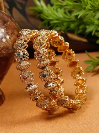 Traditional Gold Bangle